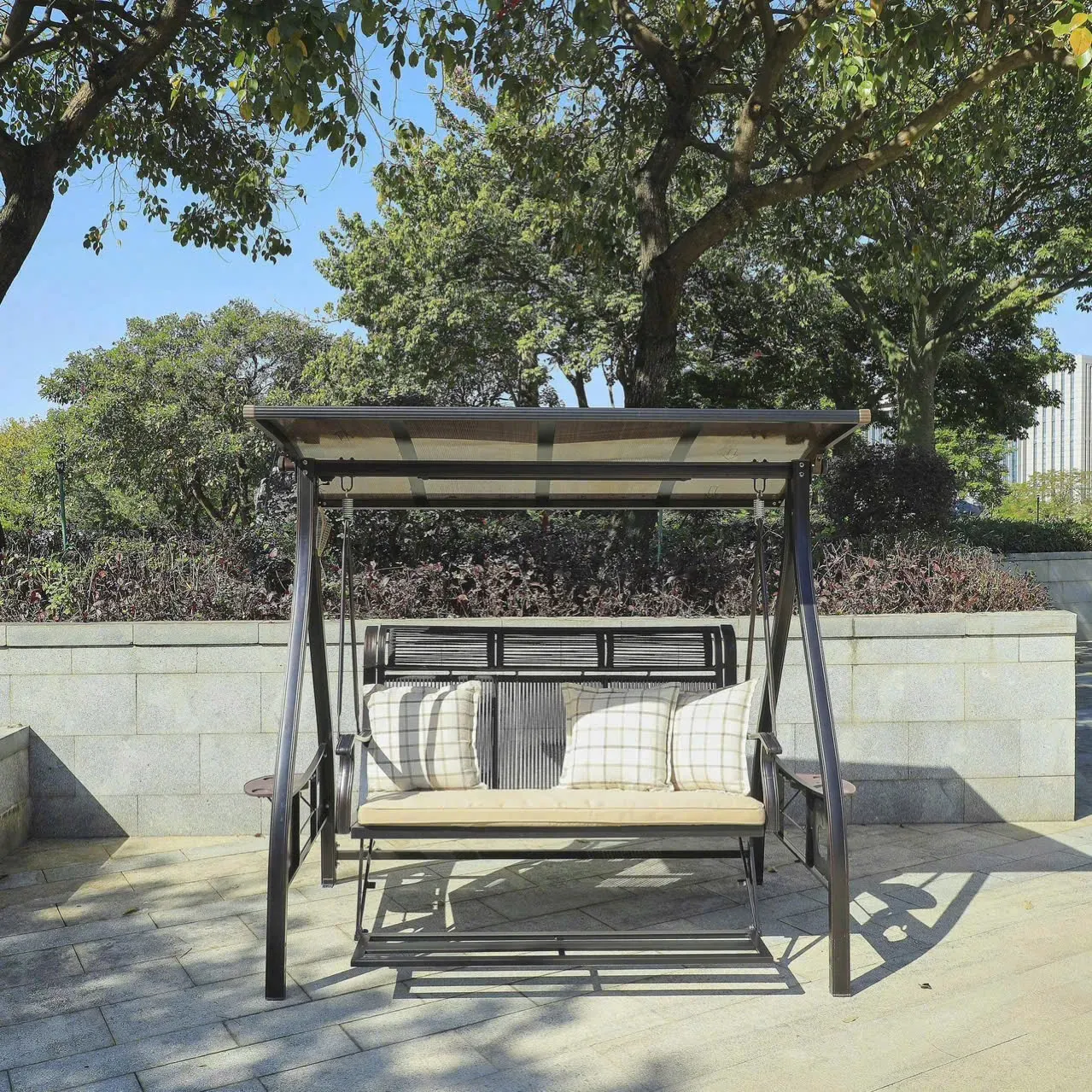 Hình ảnh Xích đu nhôm đúc hàng đặc biệt