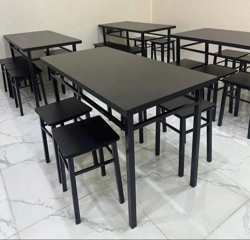 Bộ ghế nhà hàng 4 ghế đôn bàn gỗ BGA 08